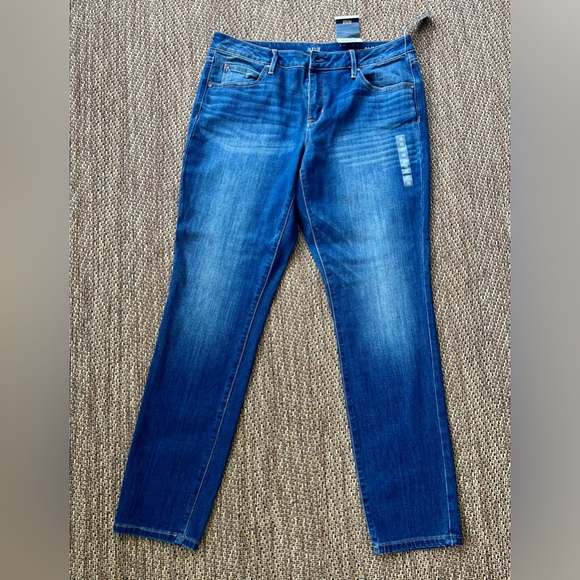 a.n.a Denim - Woman’s a.n.a skinny Jean 31/12